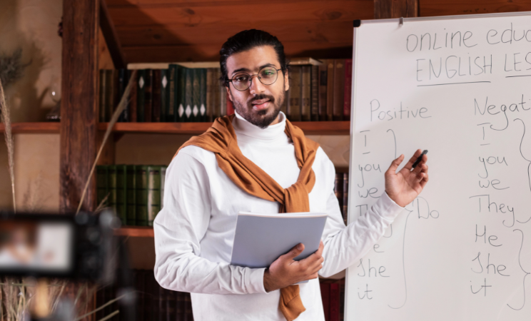 estudiar pedagogia te permite diseñar procesos de enseñanza-aprendizaje para cualquier nivel educativo y profesional 